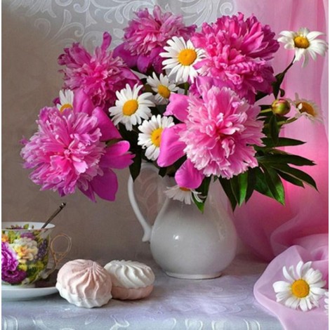Wunderschöne rosa Pfingstrosen & Gänseblümchen