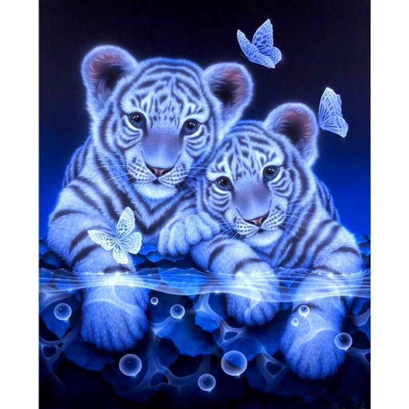 Süße weiße Tiger ...
